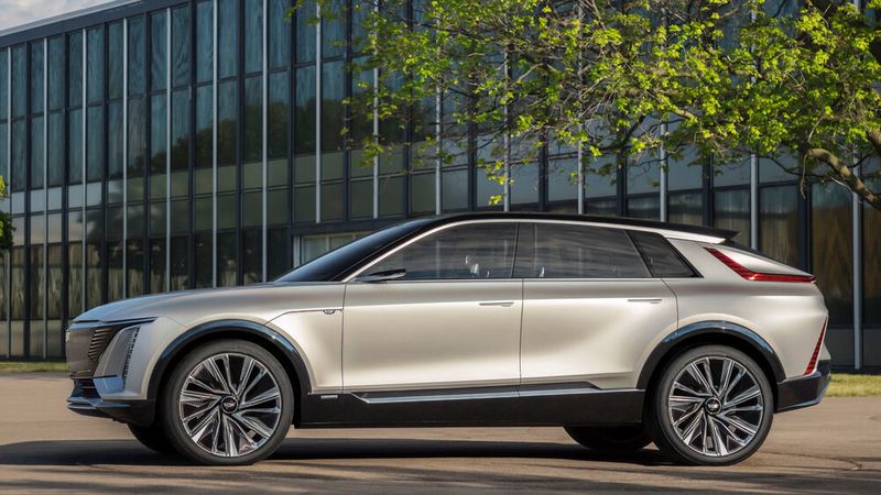 Offiziell handelt es sich beim dem nun vorgestellten Modell um ein Showcar, wenn auch um ein recht seriennahes. (Cadillac)