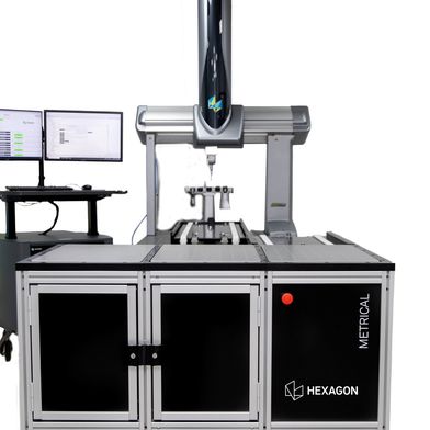 Das neue, automatisierte Zuführsystem Metrical soll den kontinuierlichen KMG-Betrieb ermöglichen, den Prüfungsdurchsatz steigern und qualifizierte Mitarbeiter für anspruchsvollere Aufgaben entlasten. (Bild: Hexagon)
