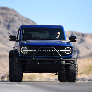 Die treibende Kraft ist wahlweise der 2,3-Liter-Ecoboost-Vierzylinder, den wir aus dem Mustang kennen, oder ein V6 mit 2,7 Litern, dem ebenfalls ein Turbo Druck macht.(Bild:  SP-X/Benjamin Bessinger)