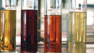 Der Bereich Forschung und Entwicklung von
Oemeta verfügt über zwei Labore und ein Technikum. Die Labore wurden vor zwei Jahren vollständig modernisiert, das Technikum ist  neu installiert worden. Bild: Oemeta (Archiv: Vogel Business Media)