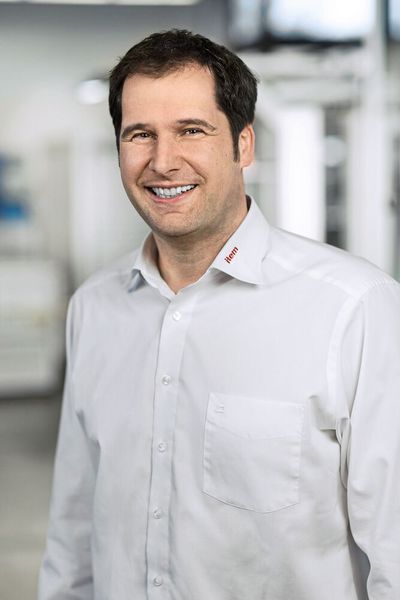 Marius Geibel, Produktmanager und Experte für Ergonomie bei item Industrietechnik. (Bild: Item)