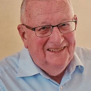 Acuh Firmengründer Fritz-Jörg Gläser feierte mit den Mitarbeiterinnen und Mitarbeitern den 50. Geburtstag des Horber Unternehmens.(Bild:  Gläser Group)