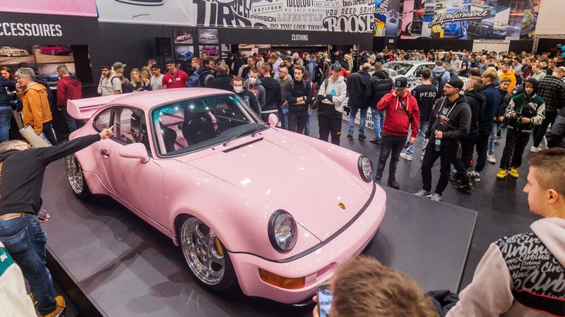 Nicht jedes Lack-Tuning muss man gut finden. (Bild: Messe Essen)