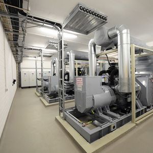 Blick ins Interoute-Rechenzentrum (1): die Generatoren, Bild: Blumenich