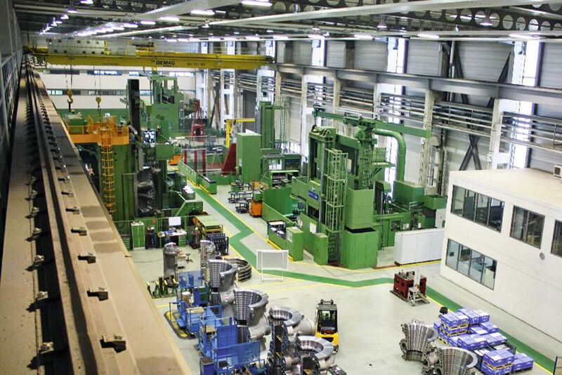 Fertigung von Gehäusen für Kraftwerkturbinen im Siemens PG-Werk in Mülheim an der Ruhr. (Siemens)