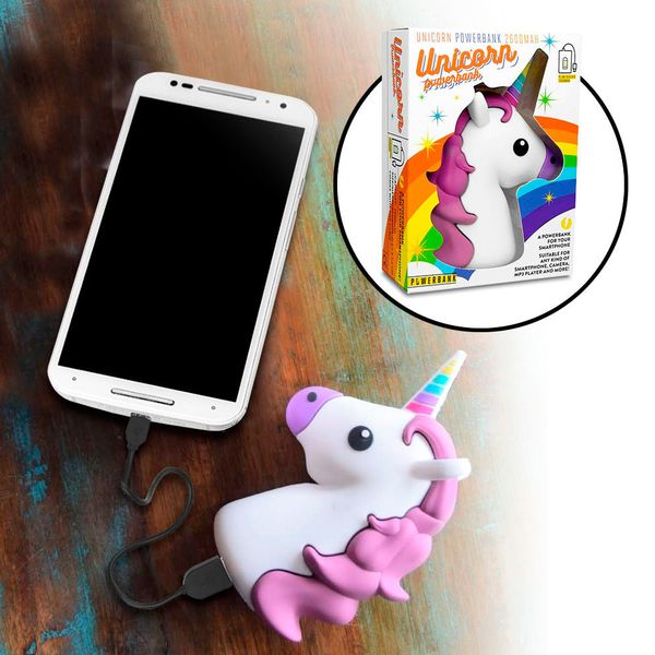 Wohl eher ein Weihnachtsgeschenk für Frauen: Als Krönung unter den Powerbanks gibt es bei www.monsterzeug.de eine Einhorn-Powerbank für 19,95 Euro. (Monsterzeug)