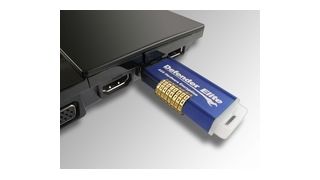 All inclusive: Der USB-Stick Kanguru Defender RocIT kombiniert virtuelles Betriebssystem und Hardware-verschlüsselten Flash-Speicher. (Archiv: Vogel Business Media)