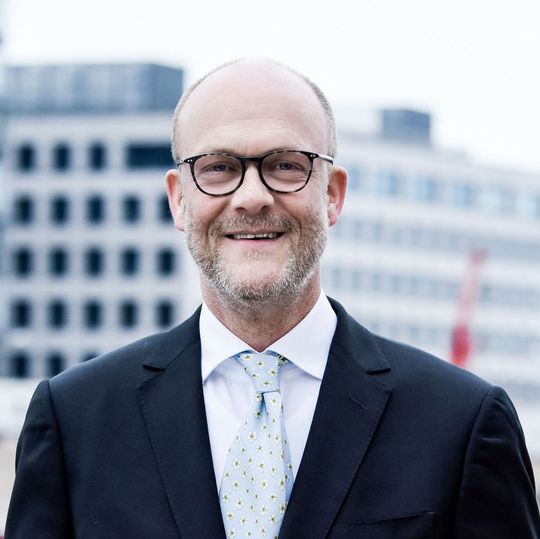 Der BLL hat Philipp Hengstenberg, Geschäftsführer Supply Chain von Hengstenberg, zum neuen Präsidenten gewählt.(Bild:  BLL)