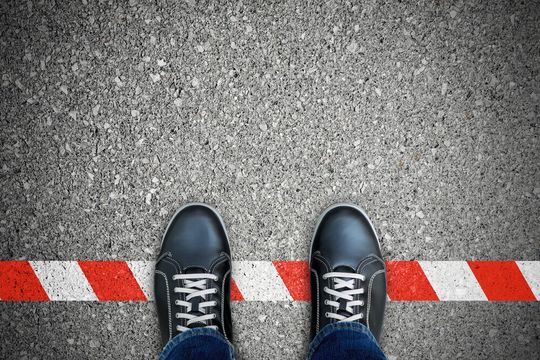 Wer Innovationen will, muss auch mal vom regelkonformen Weg abweichen.(Bild:  mantinov - stock.adobe.com)