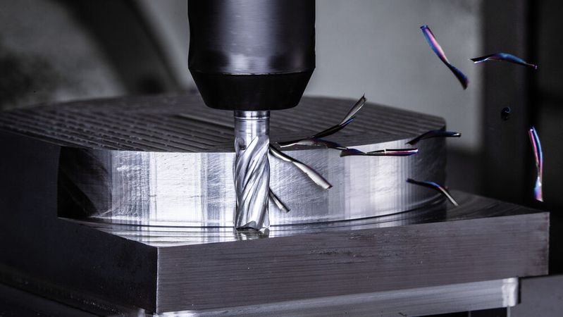 Bohrer, Fräser und Verschleißteile aus Hartmetall sichern hohe Schnittgeschwindigkeiten, lange Standzeiten und stabile Prozesse in anspruchsvollen Fertigungsumgebungen.(Bild:  Ceratizit/Plansee Group)