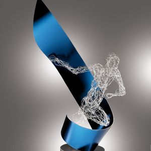 Alle Gewinner erhielten als Sachpreis eine von der Heidelberger Künstlerin Stefanie Welk geschaffene Stahl-Skulptur: den "Visionär".
