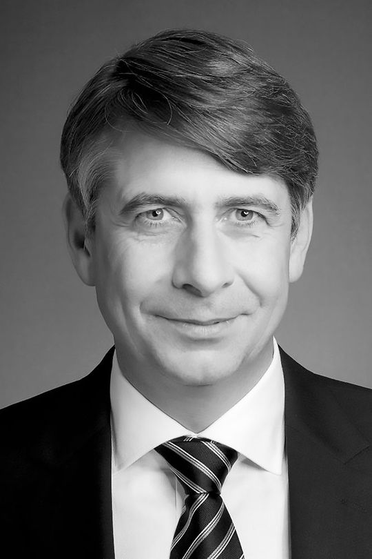 Dr. Philip Huisgen, Managing Director bei Datakom(Bild:  Datakom)