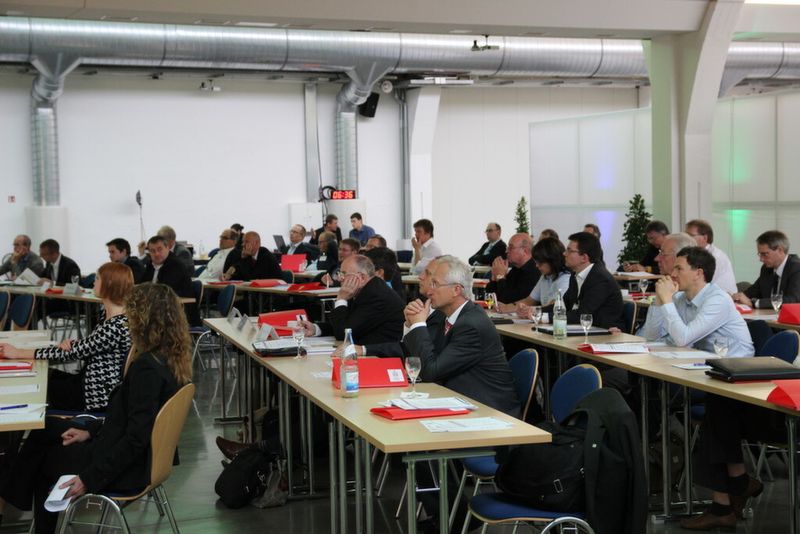 Rund 60 Teilnehmer sind zum Energy Excellence Forum nach Würzburg gekommen. (Erhofer/Stephan/PROCESS)