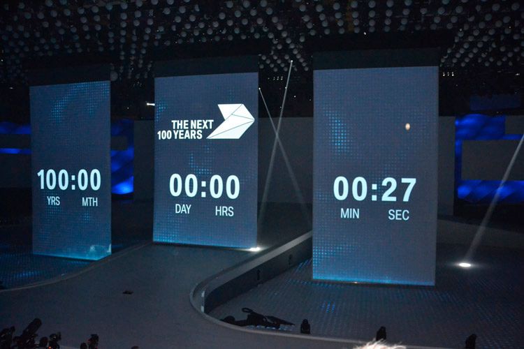 …die nächsten 100 Jahre für BMW ein. (Foto: Michel)