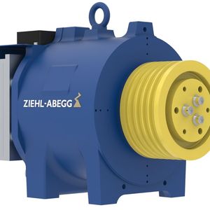 «Wir zeigen auf der Hannover Messe einen Motor, der ausschliesslich Ferritmagnete enthält», freut sich Ziehl-Abegg Vorstandschef Joachim Ley. Bisher sind Magnete aus Seltenen Erden Standard in vielen Aufzugsantrieben. (Bild:  Ziehl-Abegg/Rainer Grill)