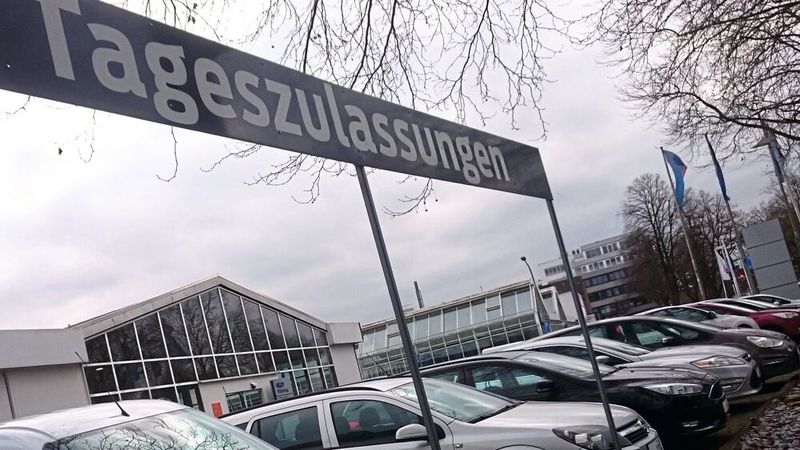 Über alle Marken hinweg lag der Eigenzulassungsanteil im November bei 22,3 Prozent – und damit deutlich über dem Vorjahreszeitraum.(Bild:  Wehner – VCG)