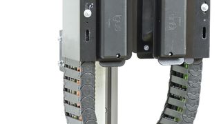 Das Führungssystem Guidelok Slimline F erlaubt Fahrgeschwindigkeiten bis 7 m/s und Beschleunigungen bis 10 m/s². (Bild: Igus)