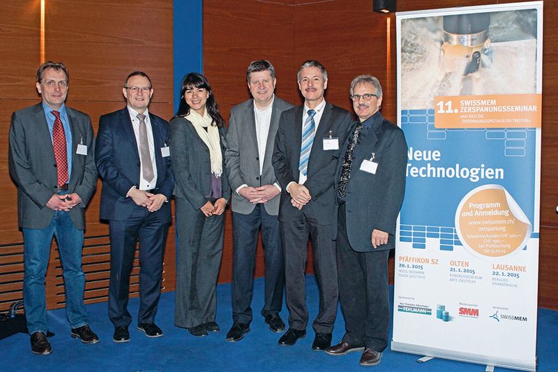 Die Organisatoren des Swissmem-Zerspanungsseminars: Marc Schuler (CEO, Dixi Polytool) Pascal Streiff (Ressortleiter), Michèle Fässler (beide Swissmem), Beat Kaufmann (Geschäftsführer, DC Swiss), Urs Scheidegger (Geschäftsführer, Eifeler Schweiz), René Näf (Vizedirektor Urma AG). (Bild: René Näf)