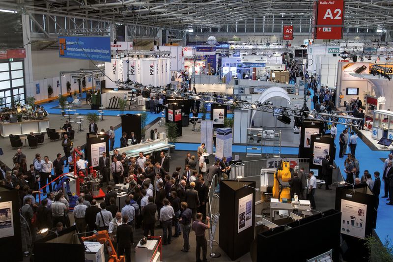 Grosses Besucherinteresse für die Sonderschau «Automated Composite Production». (Bild: Messe München GmbH)