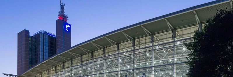 Auch wenn die Hannover Messe gewohnter Form nicht stattfinden konnte, bieten die Hannover Messe Digital Days Keynotes, Podiumsdiskussionen, Live-Chats, Networking und Innovationspräsentationen zu den Messeschwerpunkten.(Bild:  thomas koy/Deutsche Messe)