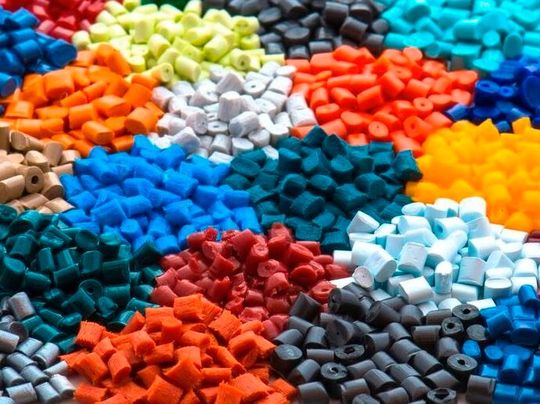 Jetzt liegen die Zahlen für das dritte Quartal 2024 aus der deutschen Kunststoffindustrie vor. Plastics Europe Deutschland erklärt sie hier. Leider, so kann man zusammenfassend sagen, läuft das Geschäft eher rückwärts.(Bild:  Polymaster)