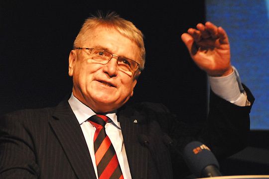 Bereits zum fünften Mal war der Bayerische Landesverband mit Präsident Klaus Dieter Breitschwert Gastgeber des Neujahrsempfangs. (Archiv: Vogel Business Media)