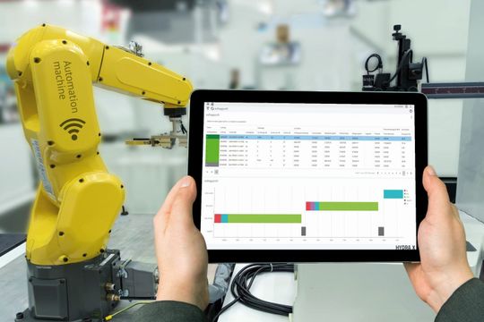 (Manufacturing Execution Systeme wie „Hydra X“ von MPDV erweitern die technische Sicht auf die Produktion um organisatorische Zusammenhänge. (Quelle: MPDV/Adobe Stock zapp2photo))