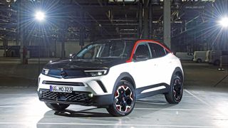 Mit dem Basis-Benziner ist der neue Mokka 1.000 Euro teurer als sein Vorgänger.  (Bild: Opel)