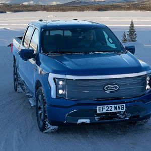 Ford startet in Europa den Vertrieb des elektrifizierten Pick-ups F-150 Lightning.(Bild:  Ford)