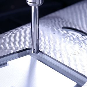 ...oder für die delaminationsfreie Zerspanung von faserverstärkten Kunststoffen, wie CFK...