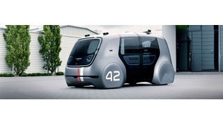 Laut VW soll der autonome People Mover „Sedric“ ab dem Jahr 2021 in zwei bis fünf Städten unterwegs sein. Aktuell werden die Prototypen auf dem VW-Werksgelände in Wolfsburg getestet. (Volkswagen)
