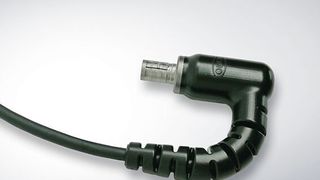 Die individuellen Umspritzungen eignen sich für viele Steckverbinder aus dem ODU-Produktportfolio mit Standardkodierungen. Sowohl gerade als auch gewinkelte Umspritzformen können gefertigt werden. (ODU)