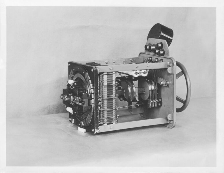 Ein gußgekapselter Gleichstrom-Reversieranlasser mit magnetischer Funkenlöschung. (Bild: Frizlen)