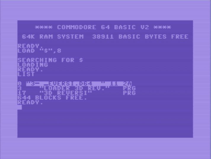 Startbildschirm und Beispielcode für ein Disketten-Index-Listing. Das verwendete Commodore BASIC 2.0 war im ROM integriert. Kernel, Basic und Zeichensatz nahmen zusammen etwa 24 KByte des 64 KByte verarbeiteten Arbeitsspeichers in Anspruch, der dem C64 seinen Namen gab. Für Anwender blieben damit knapp 40 KByte an Arbeitsspeicher übrig, um im integrierten BASIC eigene Programme zu schreiben. (gemeinfrei)