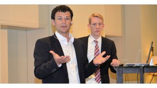 Uli Seibold von HP (vorn) und Philipp Stute von Janz IT zeigten auf dem HSP Summit 2013 den Weg vom Systemhaus zum Service-Provider auf. ( Michael Hase / IT-BUSINESS)