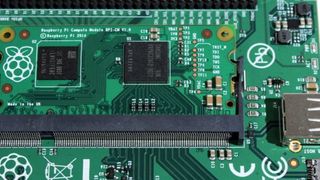 Raspberry Pi Compute Module Development Kit: IO-Board mit Compute Module aufgesteckt (Bild: raspberrypi.org)