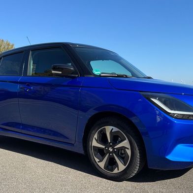 Der Suzuki Swift fuhr in der ersten Oktoberhälfte zum Test vor. (Bild: Achter – VCG)