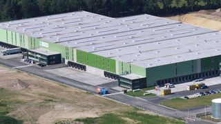 Luftaufnahme des ersten Bauabschnitts des Logpark Hamburg. (Bild: Habacker)