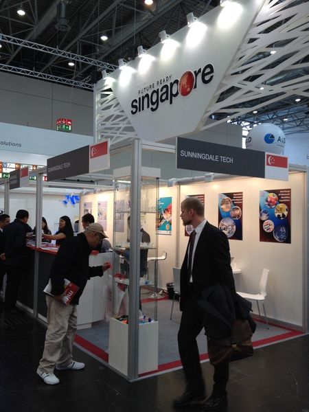 42 Medizintechnikfirmen und Medizingerätehersteller aus Singapur stellen in diesem Jahr in Düsseldorf aus. Besucher finden die Pavillons auf der Compamed in Halle 8a sowie in Halle 16 der Medica. (Bild: IE Singapur)