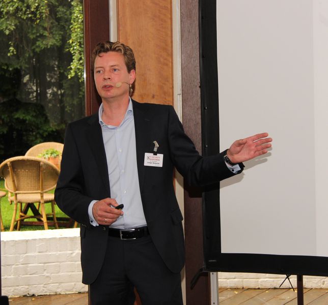 Jan Meinecke von Juniper Networks zeigte auf, wie Sie Hacker ohne False Positives stoppen, bevor sie Schaden anrichten können (Vogel IT-Akademie)