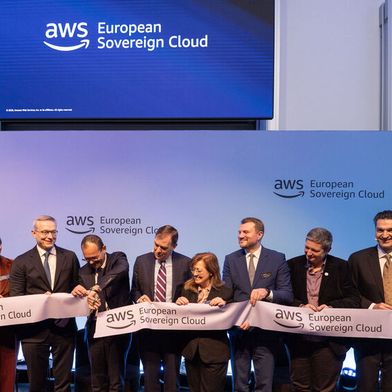 Symbolischer Auftakt in Brandenburg: Die AWS European Sovereign Cloud richtet sich an öffentliche Auftraggeber und stark regulierte Branchen in der EU. (Bild: AWS)