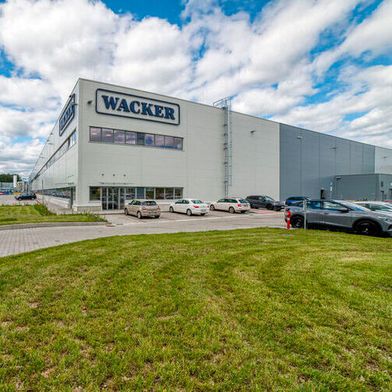 At Wacker’s new Czech based production site in Karlovy Vary, Wacker will produce silicones for the growth markets of electromobility, medical technology and power-grid expansion.  (Source: Wacker)