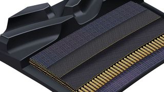 Die Gummiraupenketten von Contitech kommen in der Landtechnik und in der Bauindustrie auch in schweren Zugmaschinen zum Einsatz. Dieses und andere Produkte zeigt man als Aussteller auf der kommenden Agritechnica 2015. (Bild: Contitech)