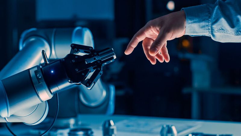 Was genau versetzt Maschinen in die Lage, eigenständig zu handeln?  (Bild: Shutterstock)