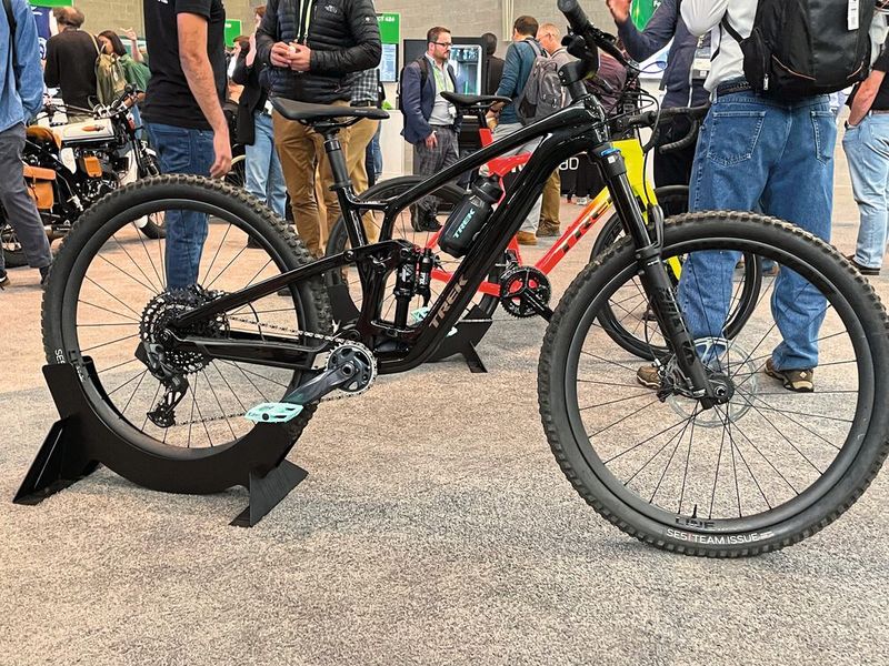 Coole Fahrräder am Ausstellungstand von Onshape.  (Bild: Drescher/VCG)