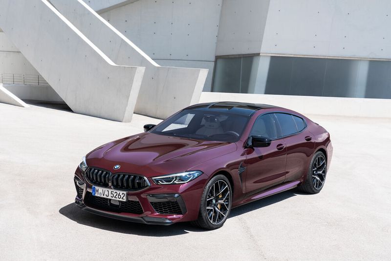Der M8 kommt zu Preisen ab 165.000 Euro als Gran Coupé in den Handel. (Bild: BMW)