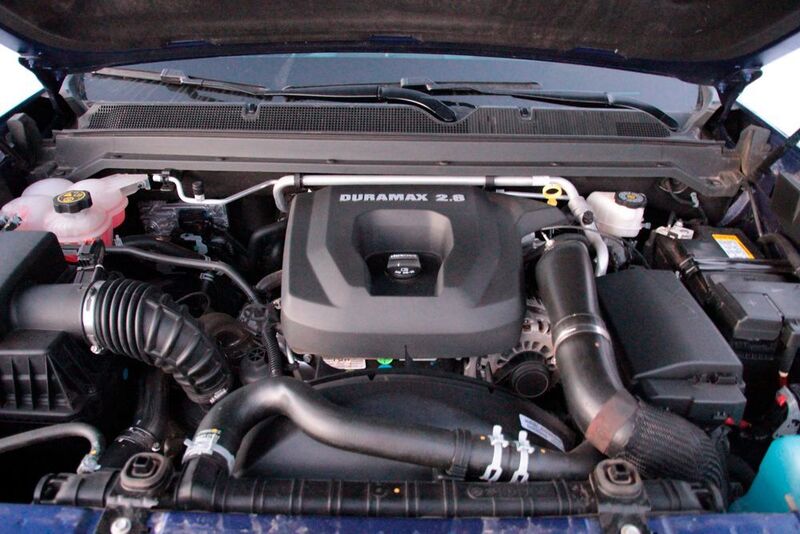 In unserem Colorado steckt kein V8, sondern ein fast europäisch anmutender Diesel mit mageren vier Zylindern und bescheidenen 2,8 Litern Hubraum. (SP-X/Benjamin Bessinger)