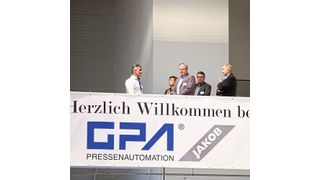 Bei Führungen durch das Unternehmen wurden exklusive Einblicke in die Fachkenntnisse und aktuellen Projekte von GPA-Jakob gewährt. (GPA-Jakob Pressenautomation)