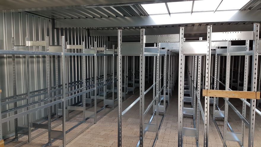 Reifenlagerhalle_Reifenregale_2 ()