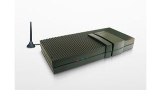 Das Gateway VoIP Box GSM erlaubt IP-Telefonie und die Einbindung von Mobilfunk; es verfügt aber auch über ISDN- und Analog-Anschlüsse. (Archiv: Vogel Business Media)